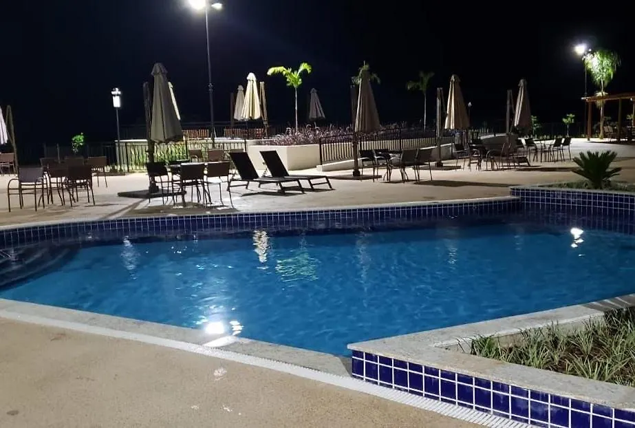 Flat No Praias Do Lago Eco Resort - Hotferias 카우다스노바스