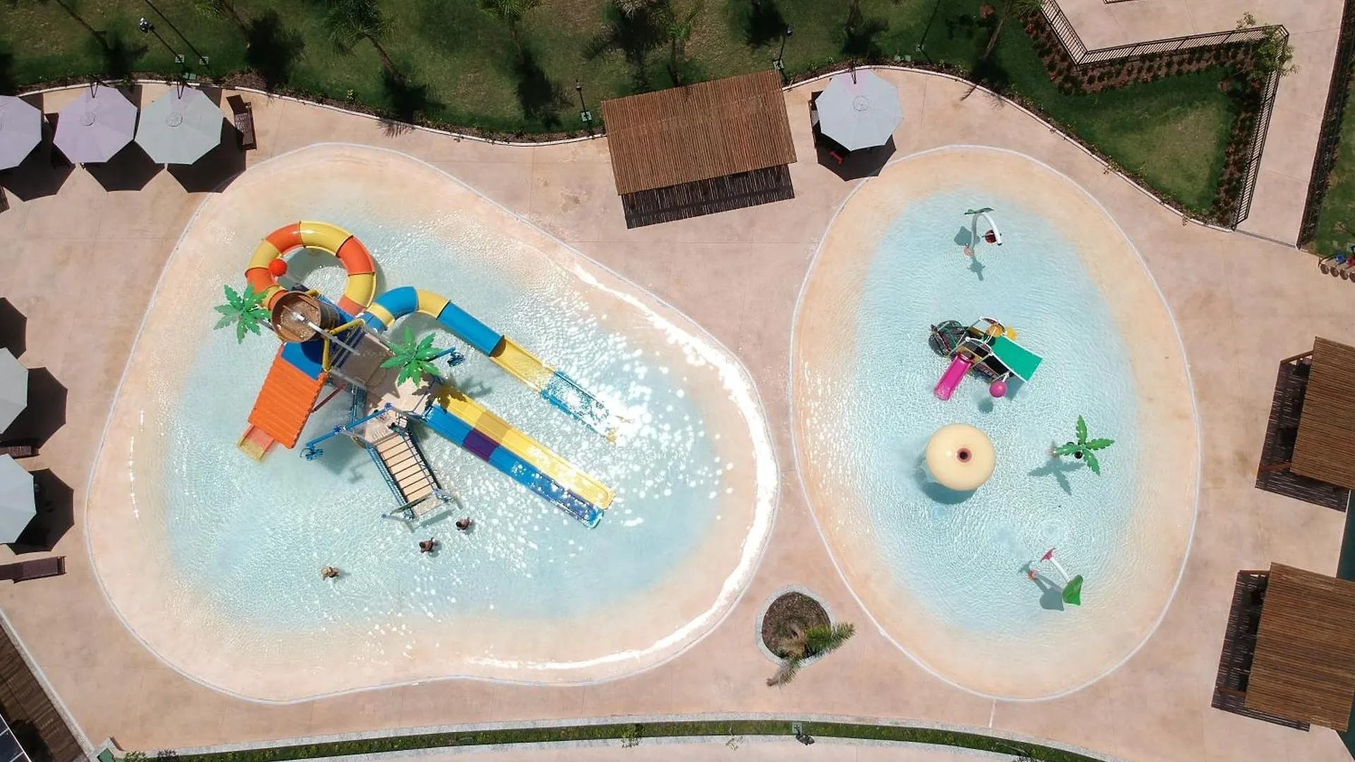 ***** 아파트호텔 Flat No Praias Do Lago Eco Resort - Hotferias 카우다스노바스 브라질