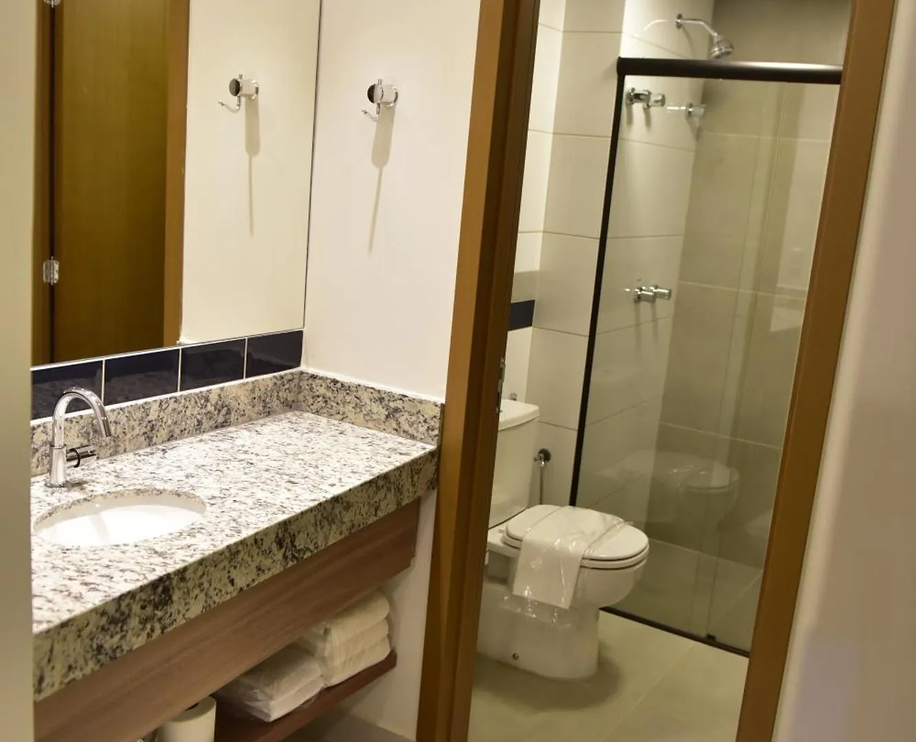 Flat No Praias Do Lago Eco Resort - Hotferias 카우다스노바스 브라질