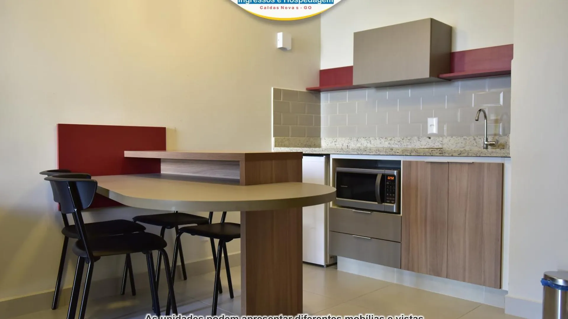 Flat No Praias Do Lago Eco Resort - Hotferias 카우다스노바스 5*,
